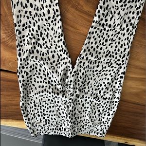 Chico’s so slimming girlfriend slim leg ankle size 3R